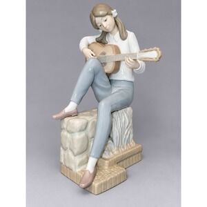 Vintage NAO by Lladró Girl With Guitar Porcelain Figurine #4871 Made in Spain